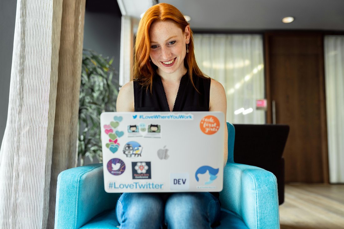 Student attending a virtual event