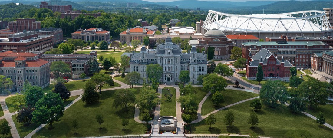 Hall of Languages Summer Wide Shot