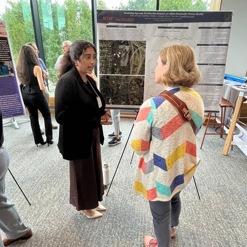 Aamna Khan presenting at SOURCE undergraduate research fair