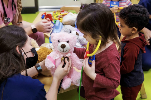 HFS 325: Children and Families in Healthcare Settings