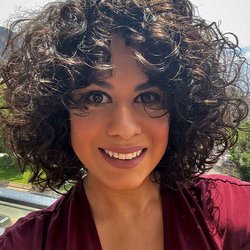 Catherine Garcia headshot.