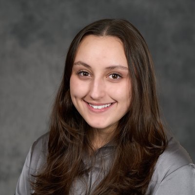 Headshot - Ronit Hizgiaev
