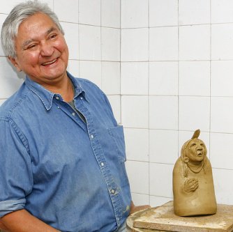 Renowned artist Peter Jones with one of his ceramic sculptures.