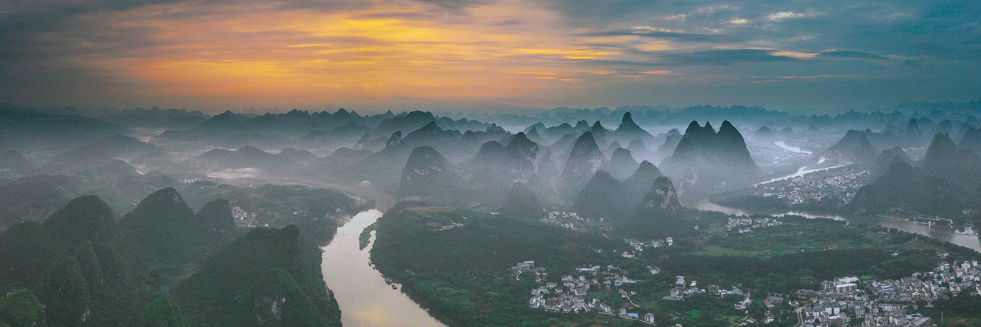 Suset over Dang Xiao Lu, Yangshuo Xian, Guilin Shi, Guangxi Zhuangzuzizhiqu, China