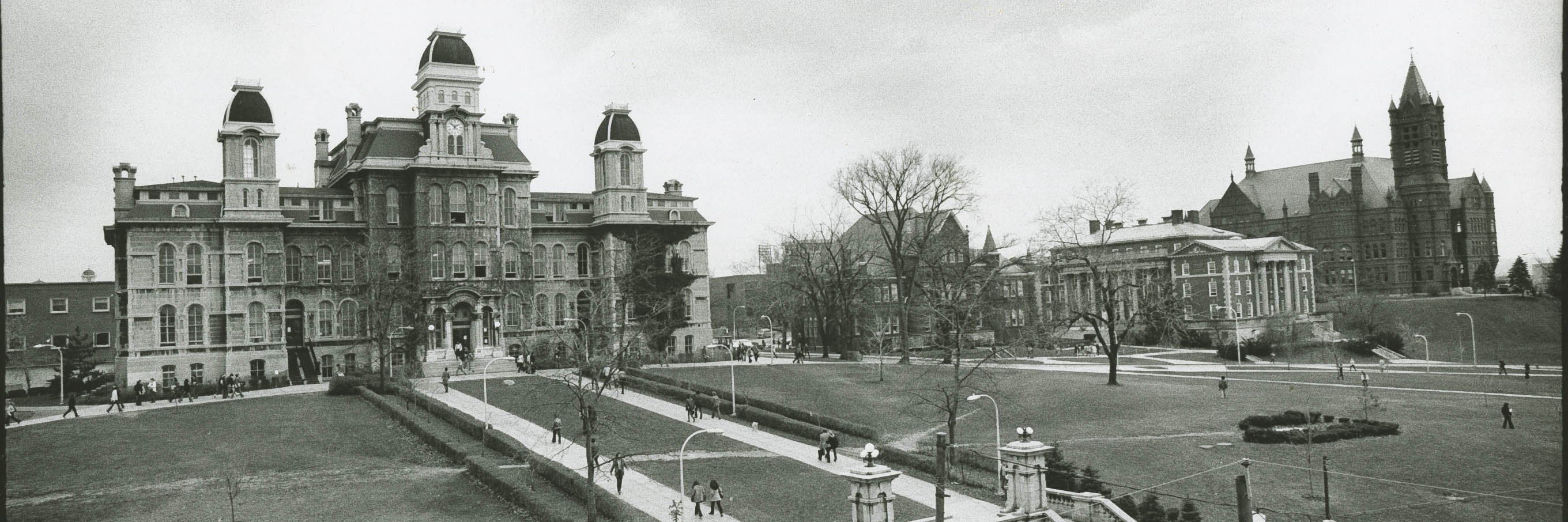 archival image of the Syracuse University Hall of Languages shortly after it was built.