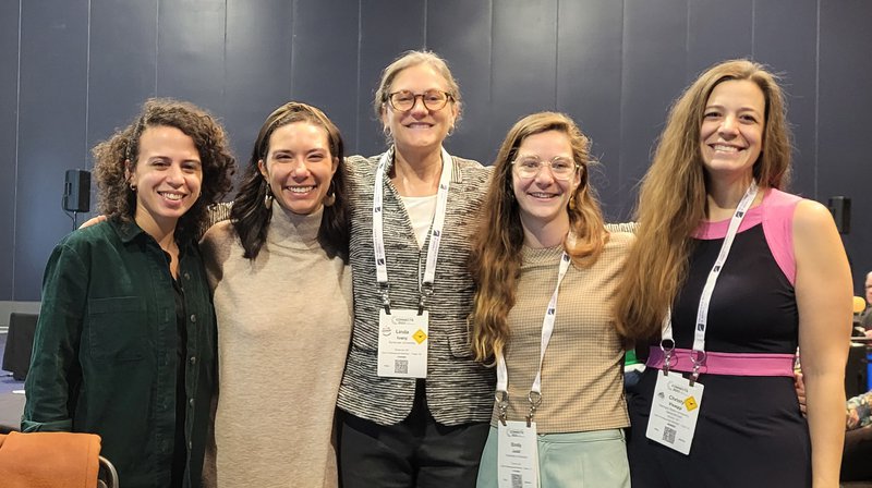 women of the Ivany lab
